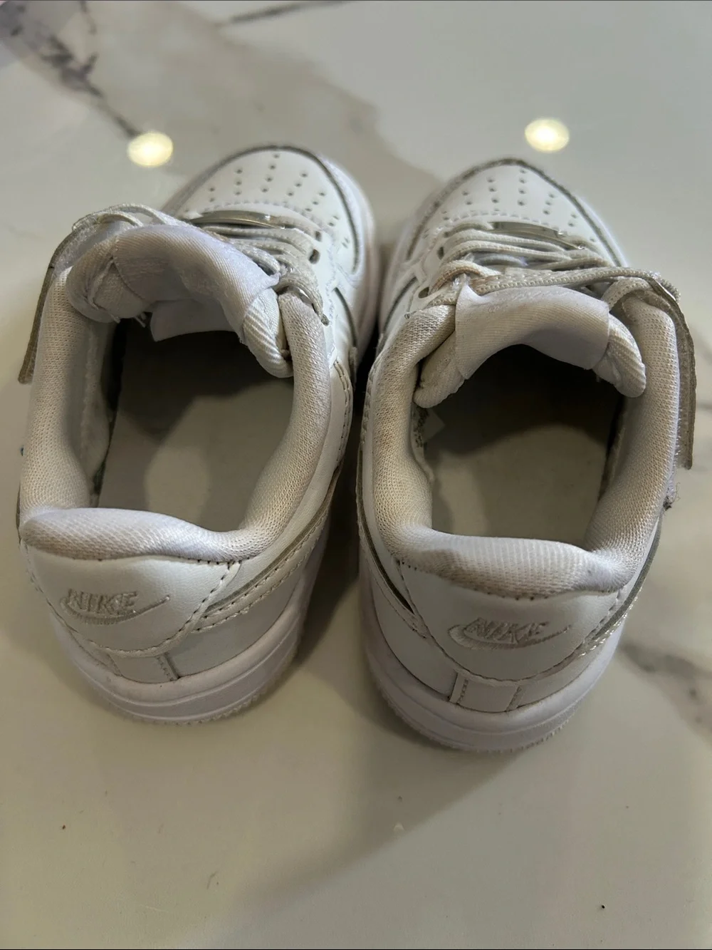 Nike Kids White Low-Top Sneakers with Hook-and-Loop Strap